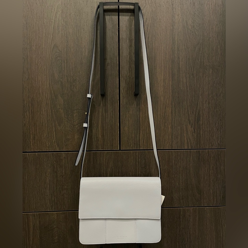 Tory Burch Crossbody NWT - Picture 2 of 3